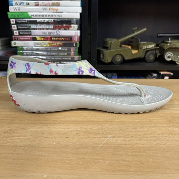 Crocs Serena Flip Sandals Women’s Size 11 White Floral Print Slingback Comfort - Picture 3 of 7